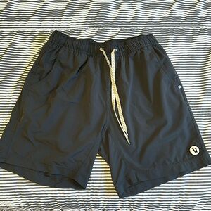 Vuori Men’s Shorts size large